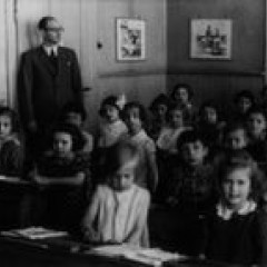 Dorrith's school in Kassel. Dorrith is far left, second row from the front